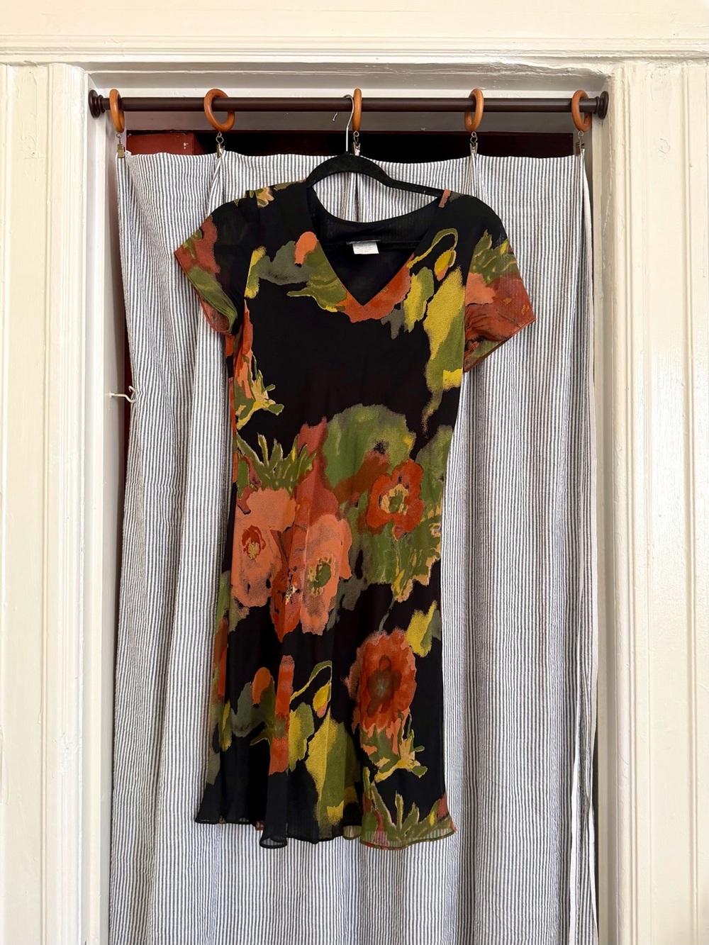 VTG Benjamin A. Los Angeles Floral Shift Dress